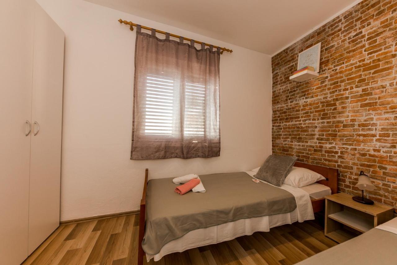 Apartments Vukman Trogir Buitenkant foto