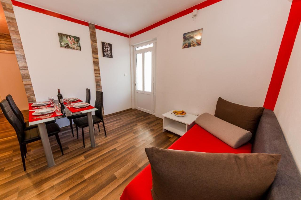 Apartments Vukman Trogir Buitenkant foto