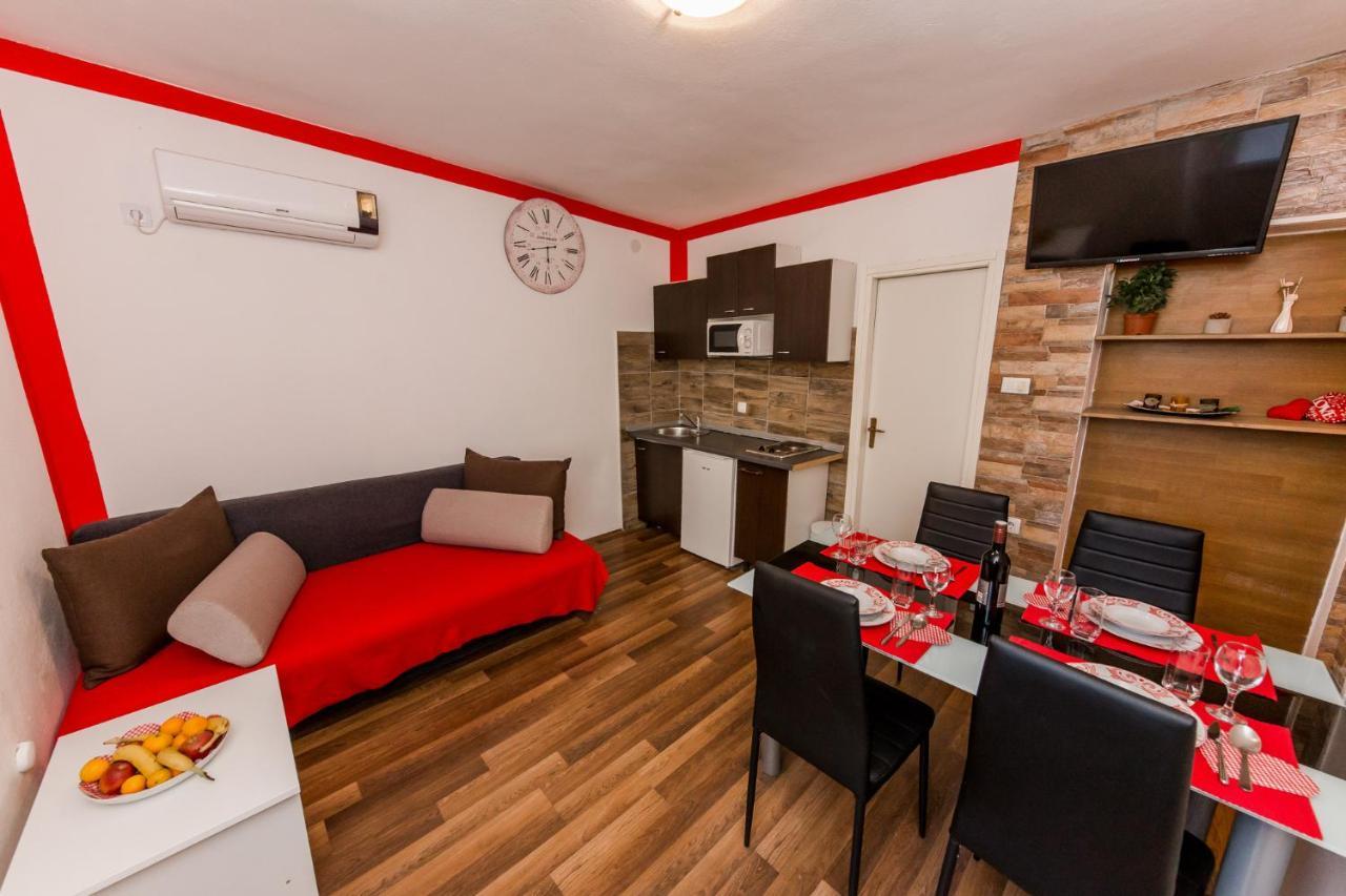 Apartments Vukman Trogir Buitenkant foto