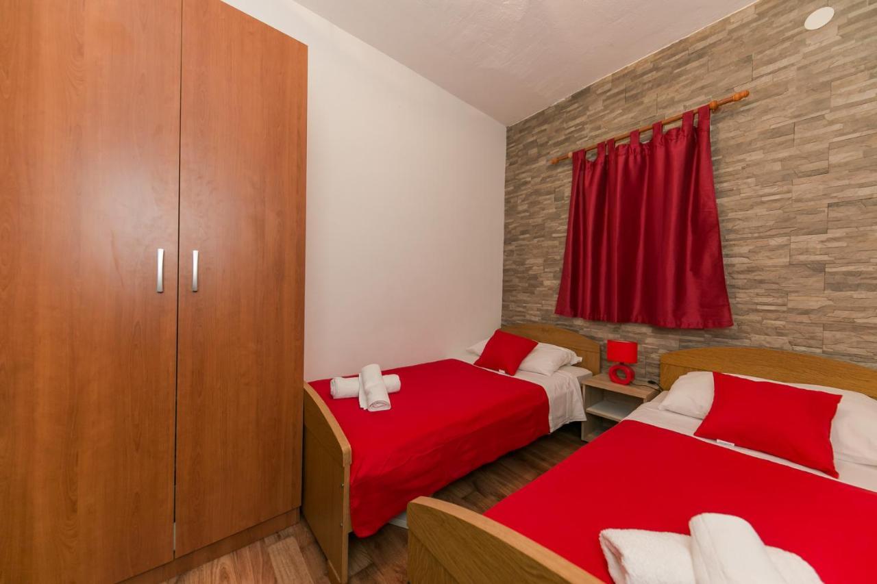 Apartments Vukman Trogir Buitenkant foto